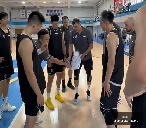 香港赛马,赛程安排,赛果分析,香港赛马,赛程安排,赛果分析,马匹资料,比赛动态